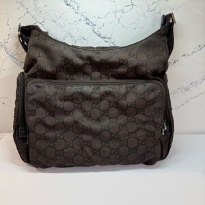 Gucci Brown GG Supreme Canvas Messenger Bag with Front Zip Pocket